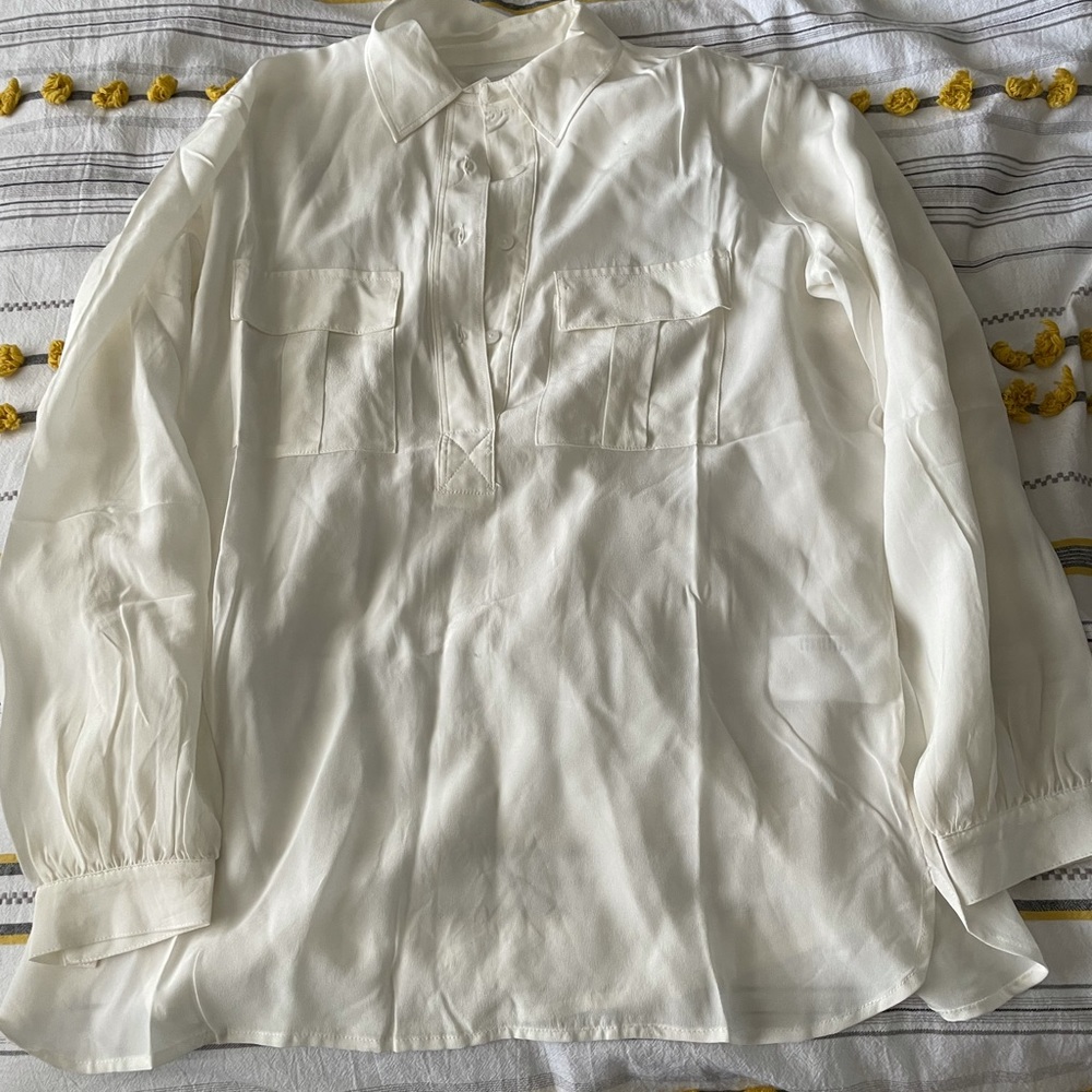Club Monaco size M dress shirt